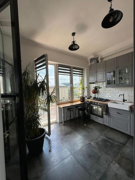 Lux Canada Penthouse Warszawa