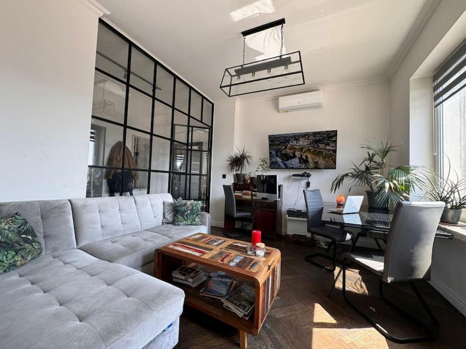 Apartament Lux Canada Penthouse *
